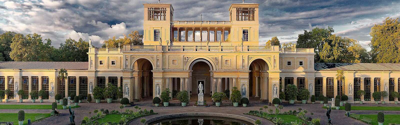 Orangerieschloss im Park Sanssouci